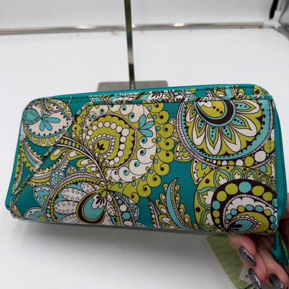 Vera Bradley Travel Organizer Wallet Peacock Paisley Zip Around Wristlet - Picture 8 of 8